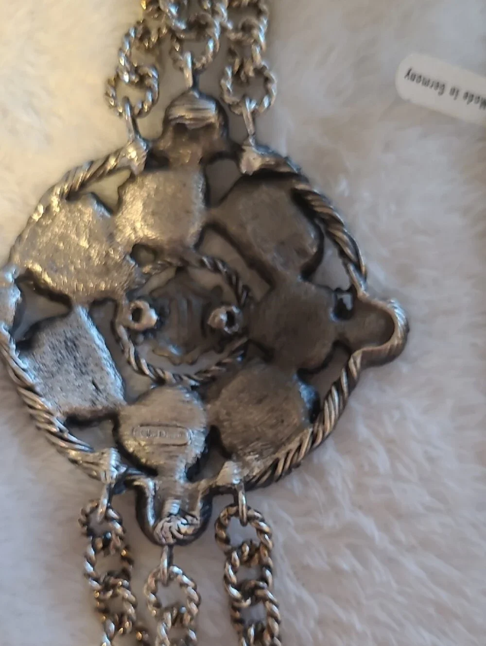 Dior logo wear